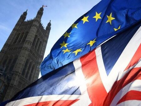 Историческо: Великобритания и ЕС постигнаха търговска сделка за Брекзит