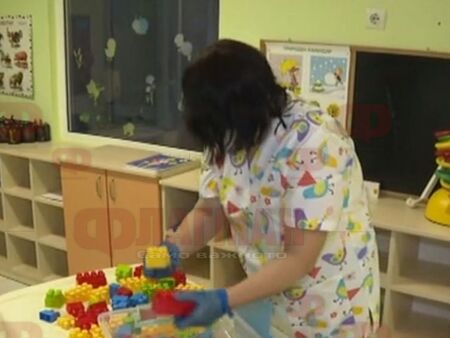 Безопасни ли са детските градини в Бургас? Дезинфекцират стаи и играчки