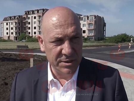 Руснаците бягат от Поморие заради срива на рублата, продават хиляди апартаменти