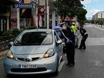 Гърция отваря моловете и магазините, но строгите ограничителни мерки остават