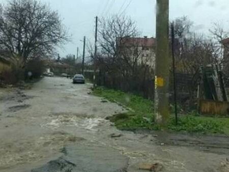 Община Айтос получи средства за ремонт на разбити улици в две села