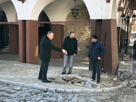 Кметът Николай Димитров инспектира дейностите по мащабна реконструция в Несебър