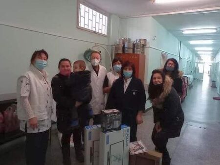 Пациентки изненадаха екипа на АГ отделението в МБАЛ-Поморие