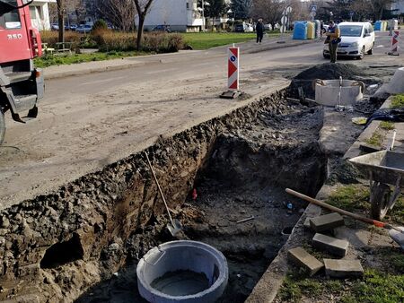 Важно! Започва ремонт на основна пътна артерия в бургаския жк "Изгрев", променят движението и автобусите!