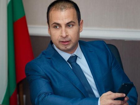 Бизнесът в Бургас се обяви за отваряне, ще подкрепи Националния протест „МАРШ към  свободата”