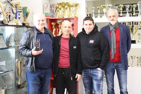 Корсар Бургас класира свои спортисти сред най-добрите в българската фехтовка