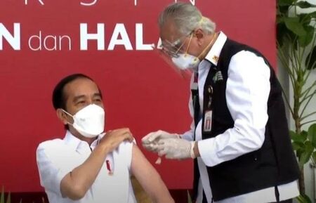 Все повече страни признават китайската ваксина