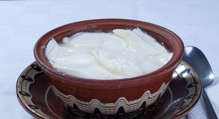България иска ЕК да впише киселото мляко и бялото сирене като защитени продукти