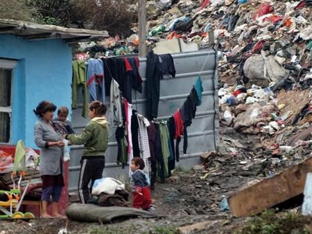 Би Би Си в защита на ромите: В дните на пандемия без вода, без ток, живеят като кучета