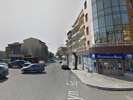 Важна улица в бургаския кв. Сарафово е пред ремонт, общината чака ВиК да смени тръбите
