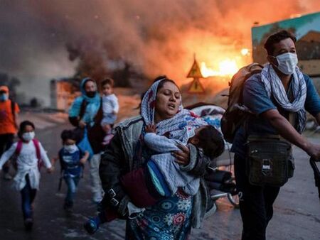 Сграда с бежанци избухна в пламъци в Берлин, има много ранени