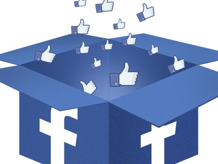 Facebook ще блокира профили, твърдящи фалшиви новини за ваксините