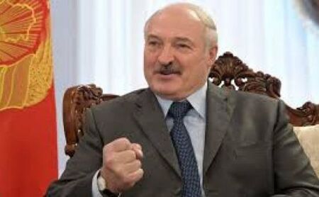 Лукашенко: Американците ви подслушват през смартфоните
