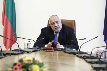 Борисов: С отпуснатите днес 30 млн.лв. продължаваме да помагаме на българските общини
