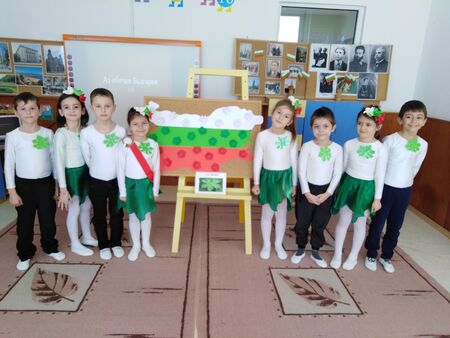 Бургаските детски градини провеждат урок по родолюбие