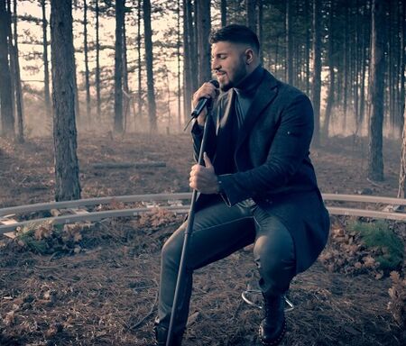 Фики мислил да се отказва след хейта по "Is this love"