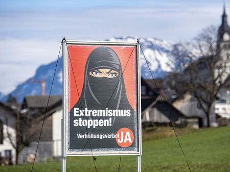 Швейцария официално забрани бурките