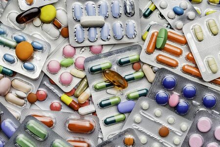Чехия пуска на пазара собствено лекарство срещу COVID-19