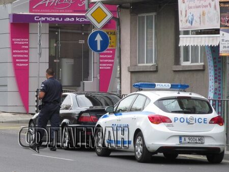 Димо Стоянов се надруса с цялата Менделеева таблица и яхна бавареца си по улиците в Бургас