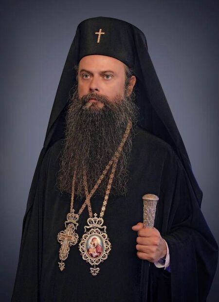 Пловдивският митрополит Николай претърпял операция за смяна на тазобедрена става в УМБАЛ "Пълмед"