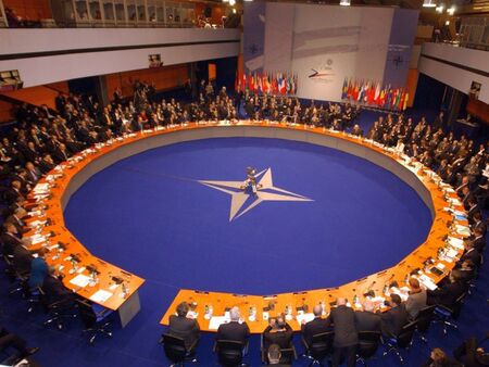 Всеки пети българин иска да напуснем НАТО