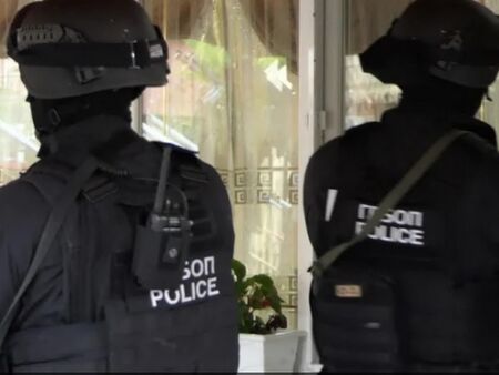 Мощен удар по наркоканала България-Гърция. Арестуваха легендарния Паржо по пижама