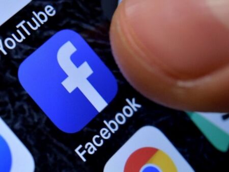 Facebook ще премахне 1,3 млрд. фалшиви профила тази година