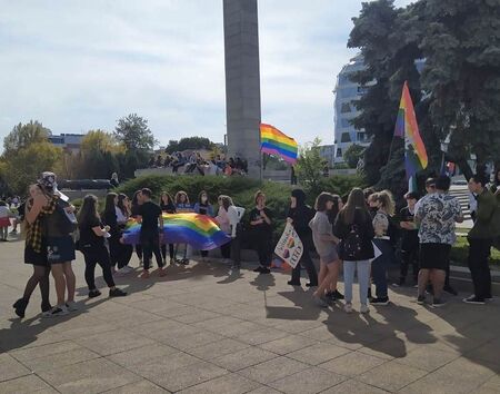 Пандемия ли? ЛГБТ-ата се готвят за "Бургас прайд"