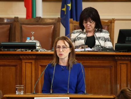 Ася Пеева: Поморие и областта заслужават да имат активно присъствие в парламента