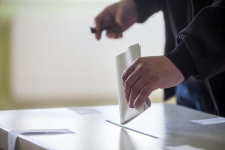 Над 20 000 служители на МВР ще участват в охраната на изборите