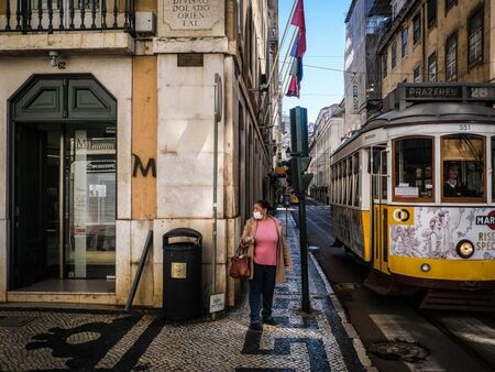 Португалия разхлабва антивирусните мерки