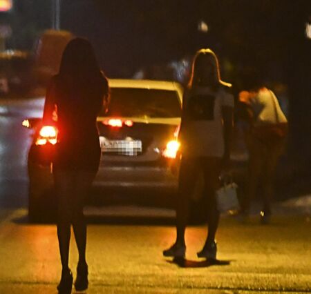 Бразилски проститутки: На първа линия сме, искаме ваксини