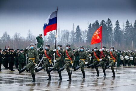 12 000 войници и 190 бойни машини ще участват в Парада на победата в Русия