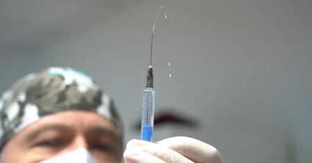 Румънска ваксина пази 17 години от коронавирус