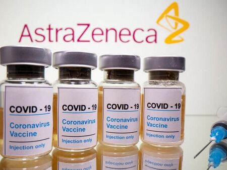 Спират имунизирането с AstraZeneca на хора под 60 г.?