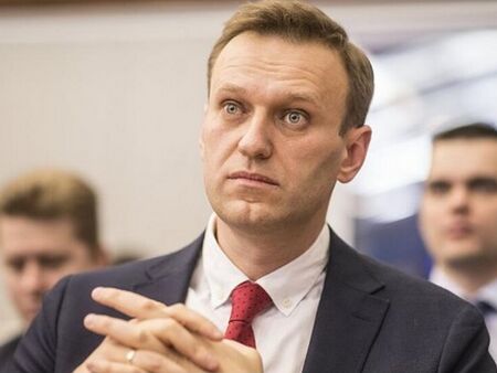 От затвора ще хранят насилствено Навални, отслабнал много