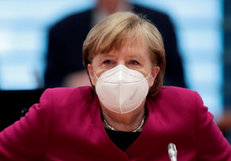 Меркел настоява за локдаун и вечерен час в Германия