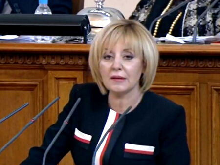 Мая Манолова оглави временна комисия за ревизия на предишните власти (обновена)