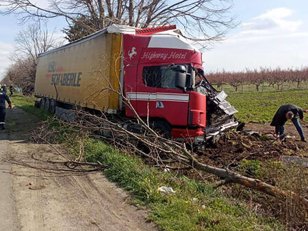 НА ЖИВО от касапницата на пътя Айтос-Бургас