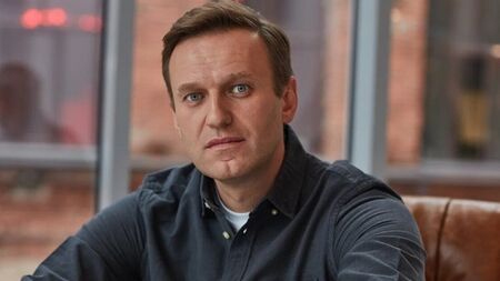 Лекари предупреждават: Навални може да умре всеки момент