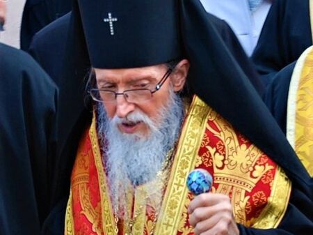 Сливенският митрополит Иоаникий се противопостави на гейпарада в Бургас