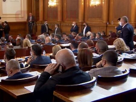 Ананиев отива в парламента заради състоянието на хазната, Борисов отказал изслушването