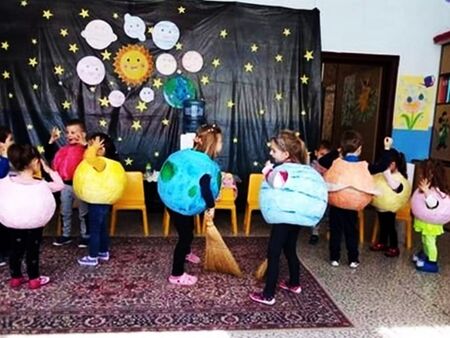 РИОСВ Бургас отличи детски творби в конкурса посветен на Деня на  Земята 22 април
