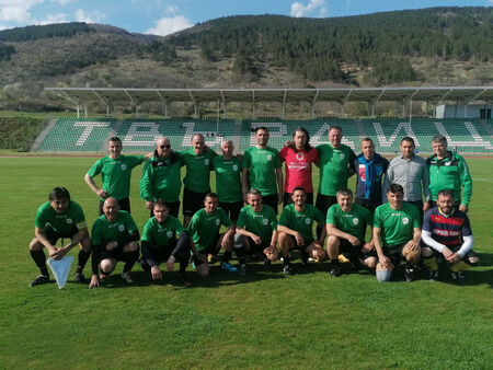 Ветераните на „Камено“ сразиха с 5:0 „Локо Пловдив“ с Гонзо