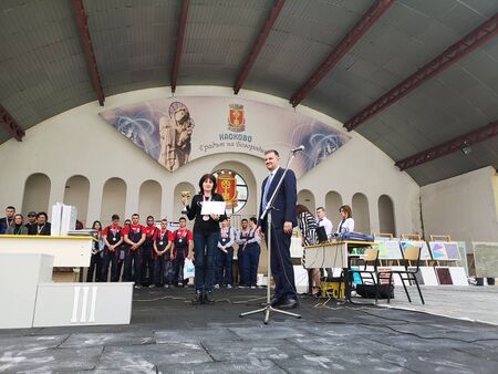 Ученици от Строителната гимназия в Бургас обраха медалите на регионално състезание по професии в Стара Загора