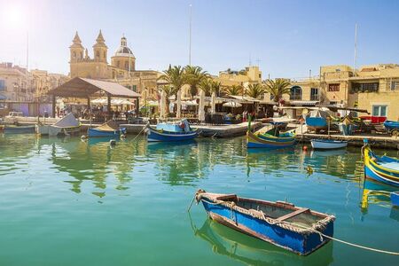Малта отваря пак магазини и се готви за туристическия сезон