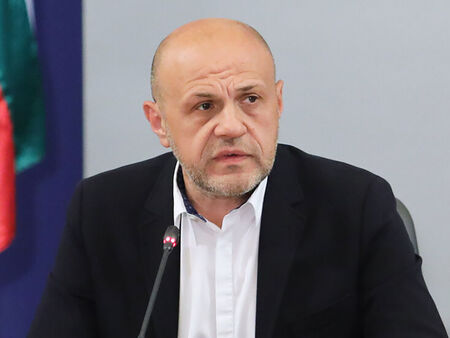 Томислав Дончев: В Плана за възстановяване няма асфалт