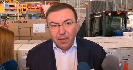 Костадин Ангелов: Зелените коридори ще продължат поне до 9 май