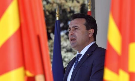Заев: Не се нуждаем от ЕС, ако цената е македонския език и идентичност
