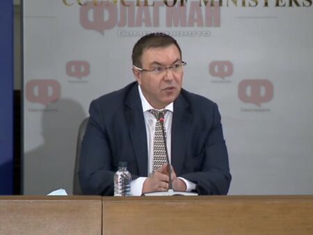 Костадин Ангелов: Скоро мерките срещу COVID-19 ще са лош спомен